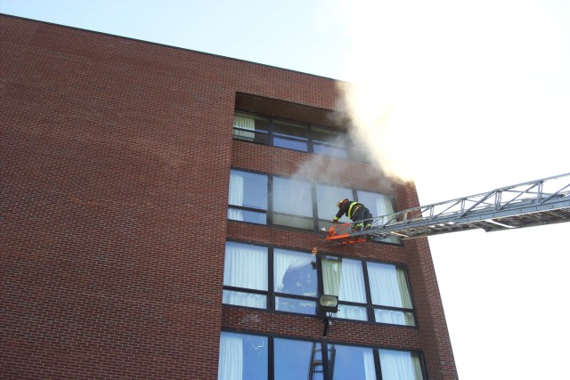 June 2005 - Knowles High Rise Drill - SUNY Potsdam